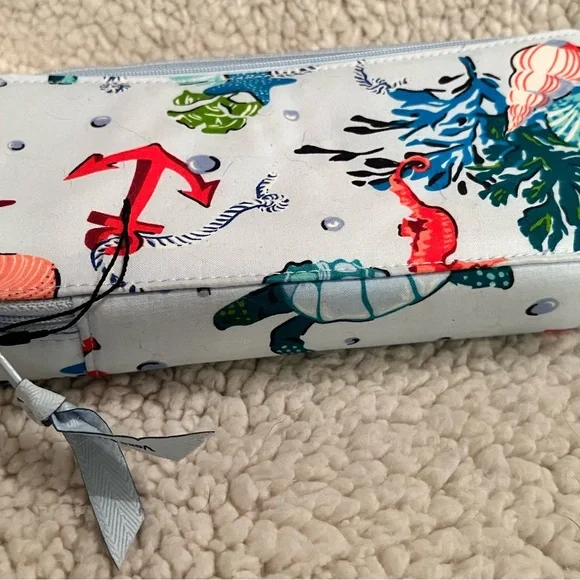 Vera Bradley Accessories - Picture 13 of 16